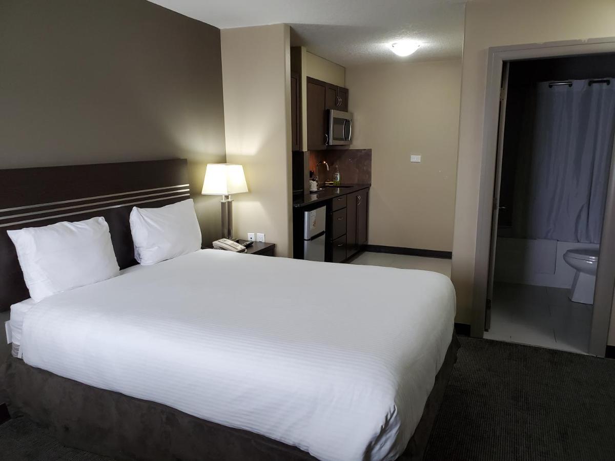 Royal Lodge Edmonton Buitenkant foto