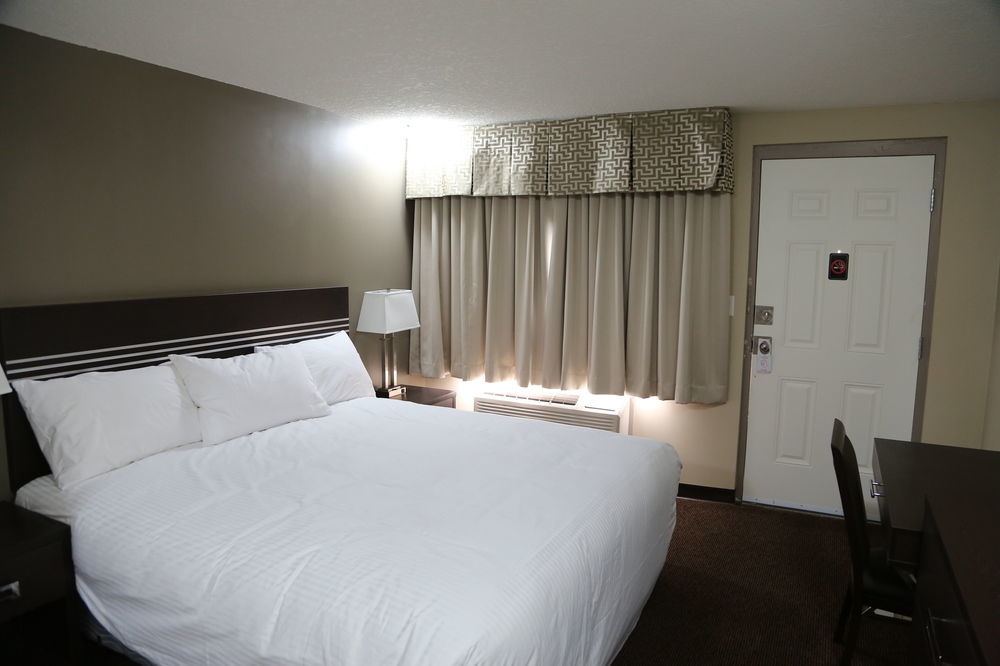 Royal Lodge Edmonton Buitenkant foto